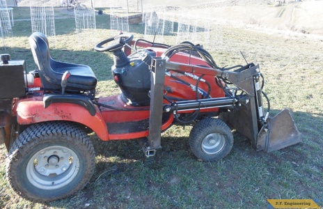 simplicity garden tractor loader right side bucket at rest