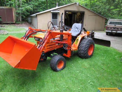 Kubota B6200E loader right side by Arthur R., Torrance, Ontario, CN