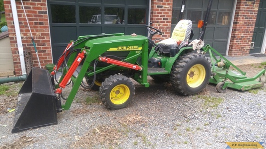 John Deere 4100 loader left side by Mario