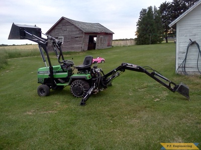 Deutz-Allis 1920 backhoe loader left side by Steve P., Oostburg, WI