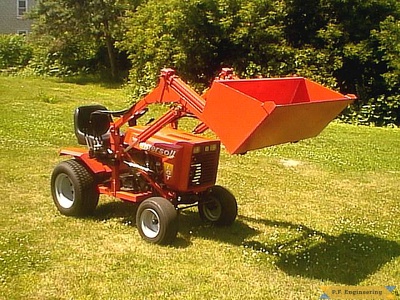 Ingersoll LGT 318 Garden Tractor Loader_2