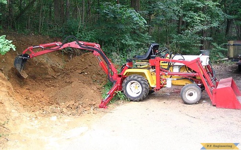 Cub Cadet 149 garden tractor Micro Hoe_2