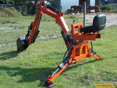 Kubota L3410 compact tractor Micro Hoe_5